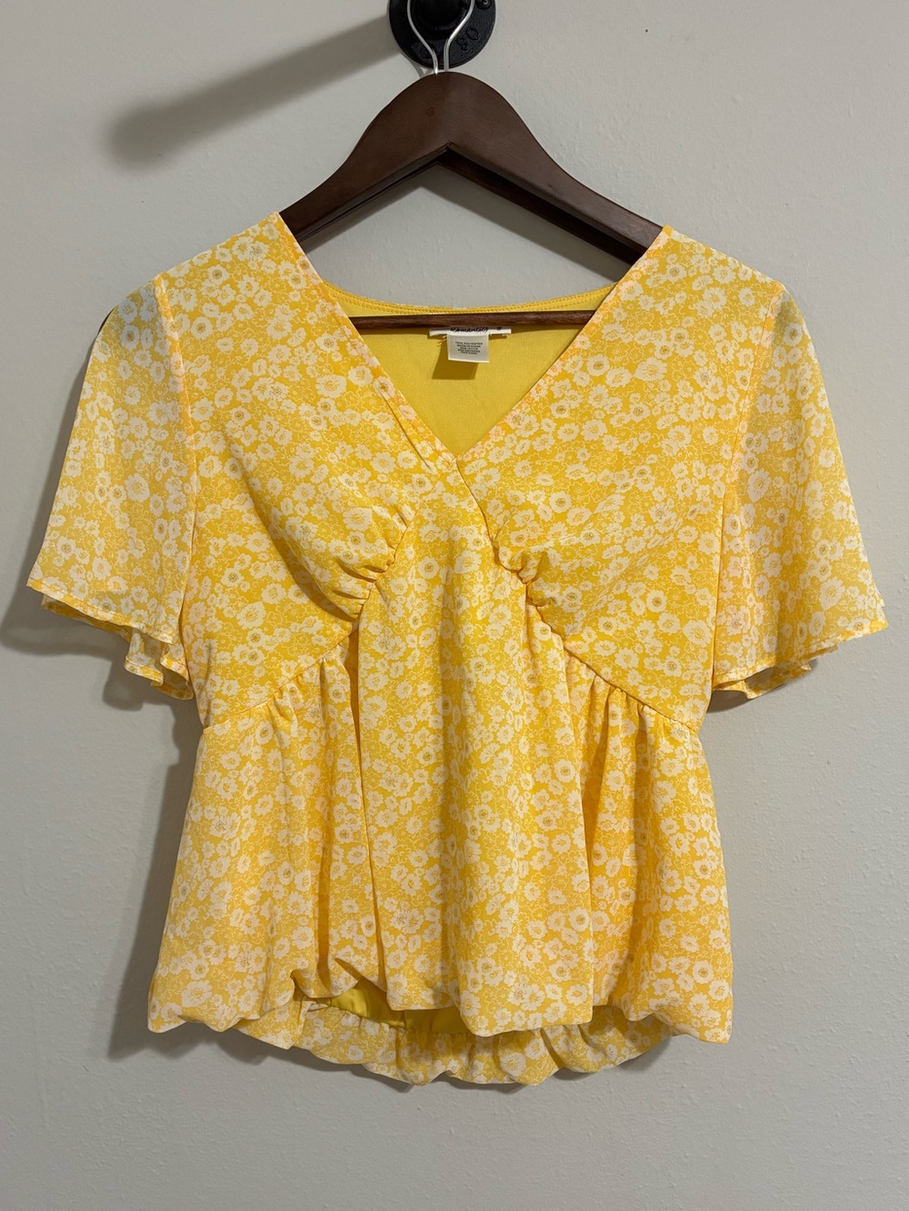 Urban Romantics Yellow Floral Babydoll Top Size Medium
